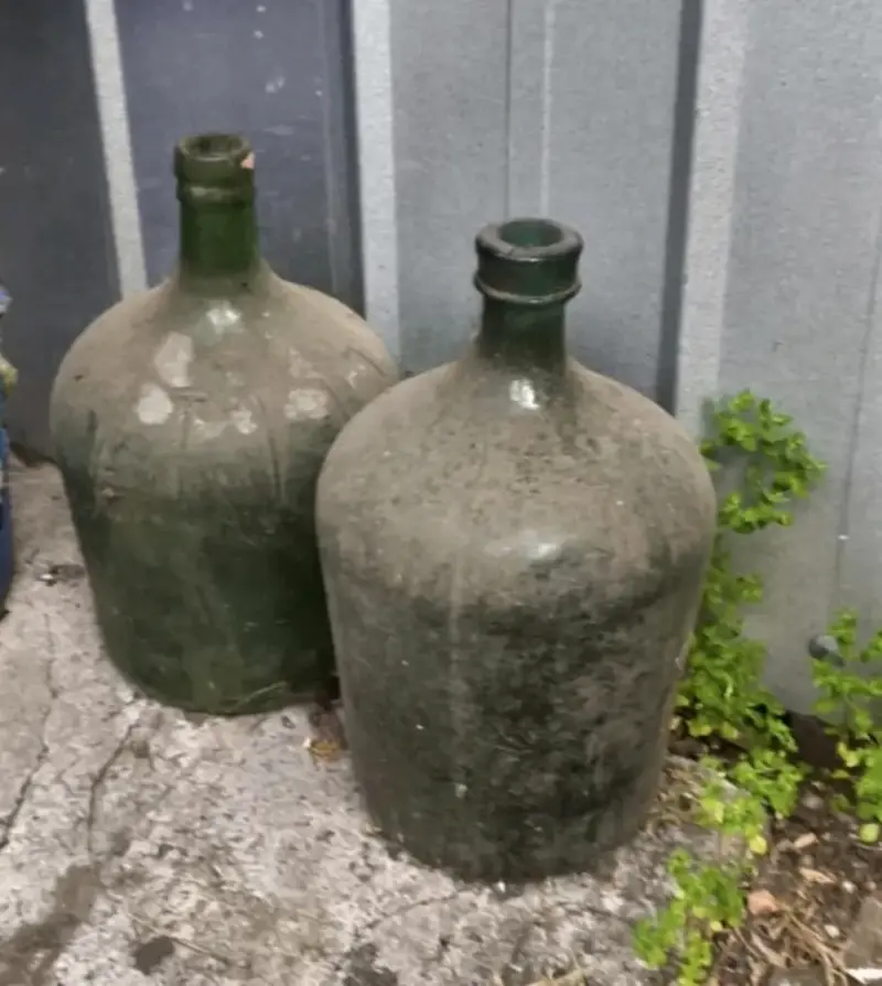Botellas demijohn antiguas
