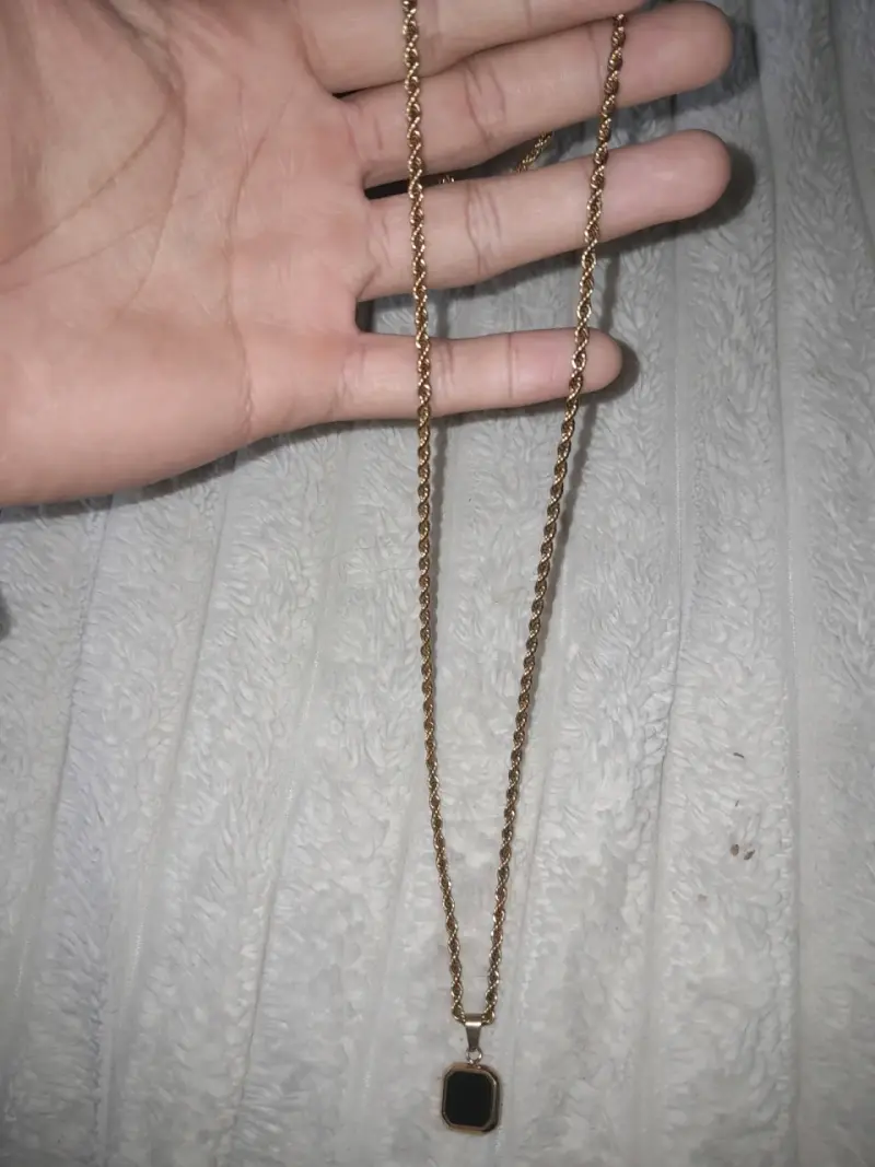 Collar en baño de oro  con dije elegante - 2