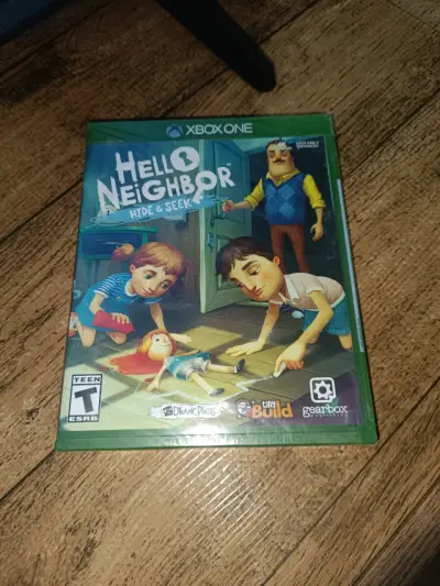 Hello Neighbor Hide & Seek Xbox One Nuevo sellado - miniatura 1