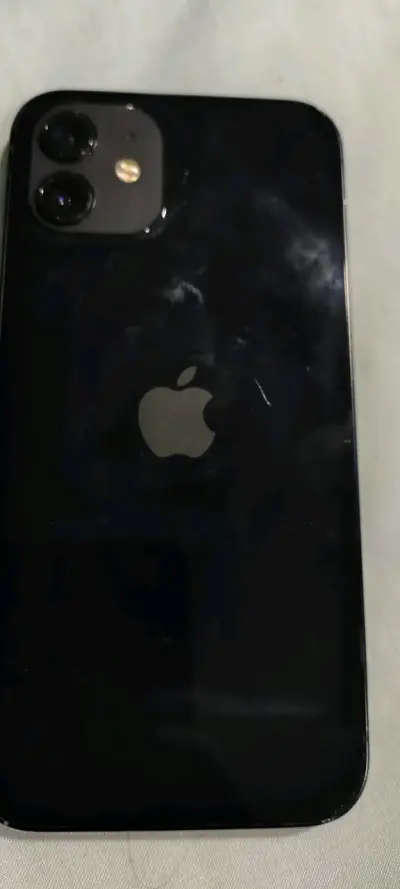 iPhone en buen estado - miniatura 1