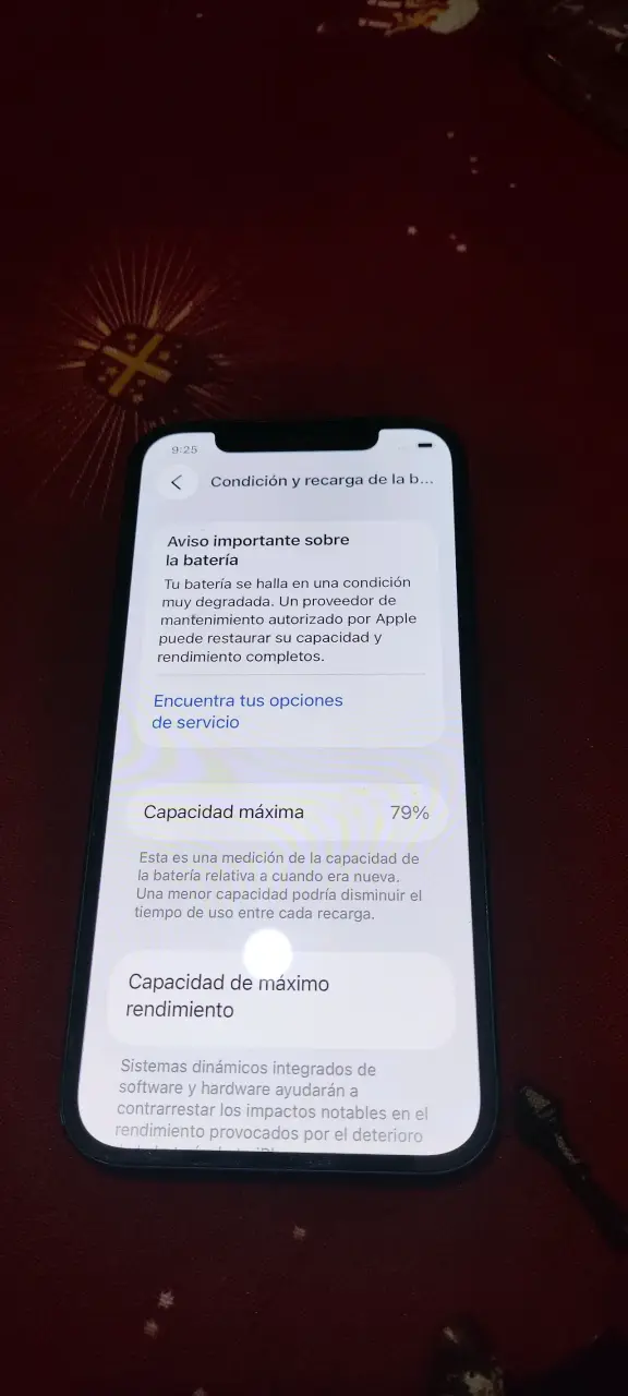 iPhone en buen estado - 5