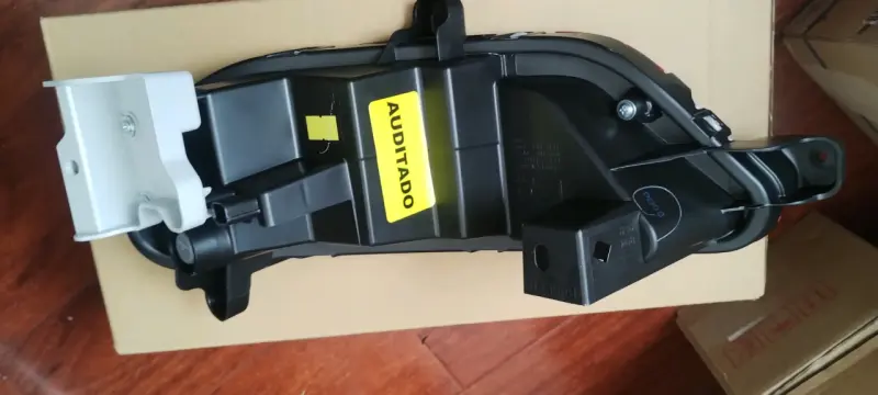 Foco trasero Mazda CX5 - 4