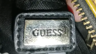Mochila amarilla Guess - miniatura 3