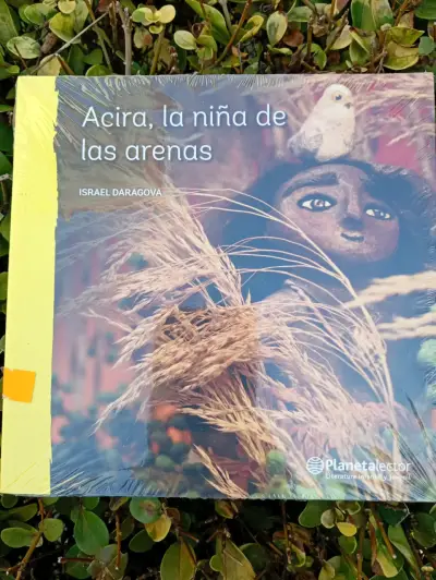 Libro 'Acira, la niña de las arenas' - miniatura 1