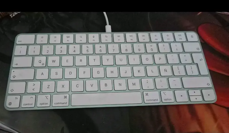 Computador de escritorio Apple iMac - 2