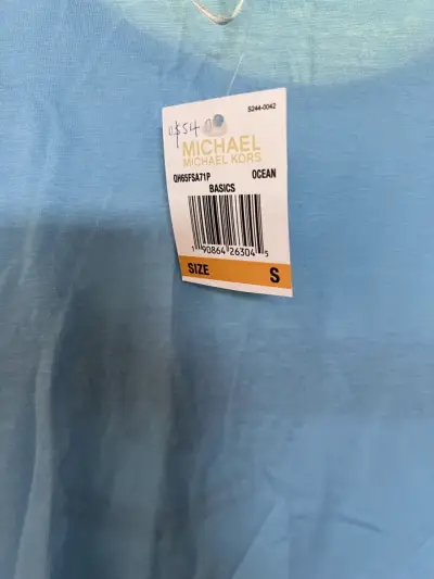 Polera azul con logo brillante - miniatura 5