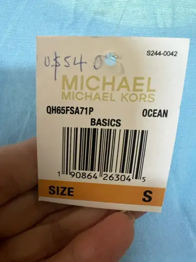 Polera azul con logo brillante - miniatura 6