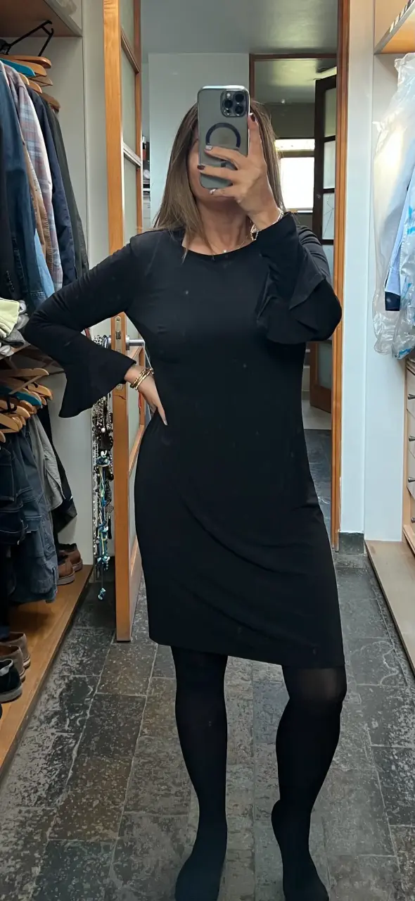 Vestido negro elegante - 5