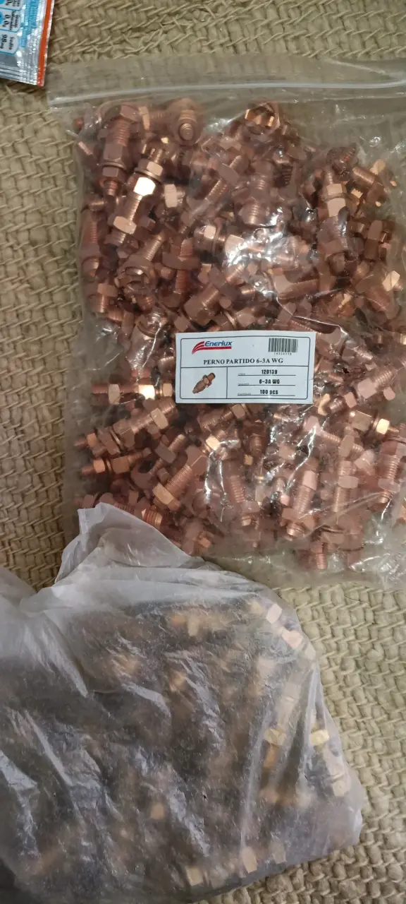 Pernos partidos de cobre 100 piezas