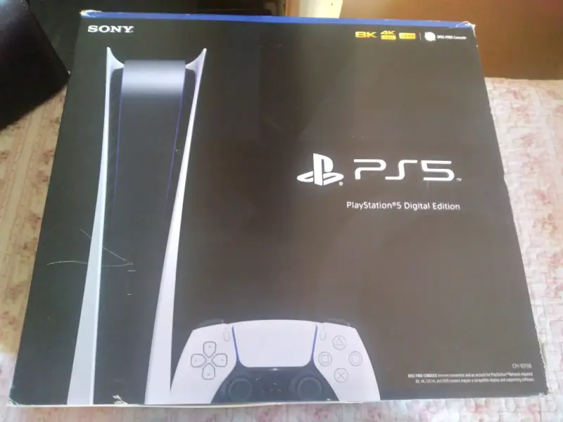 Playstation 5 Digital Edition + 90 videouegos - 2