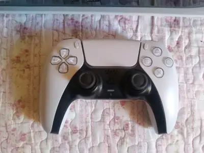 Playstation 5 Digital Edition + 90 videouegos - miniatura 5