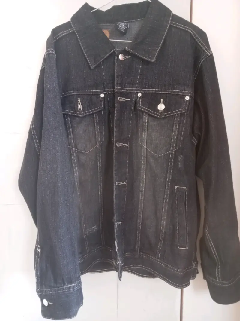 Chaqueta de mezclilla negra - 1