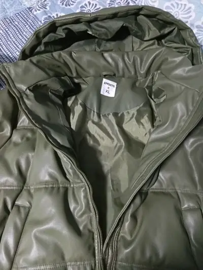 Parka verde con capucha - miniatura 6
