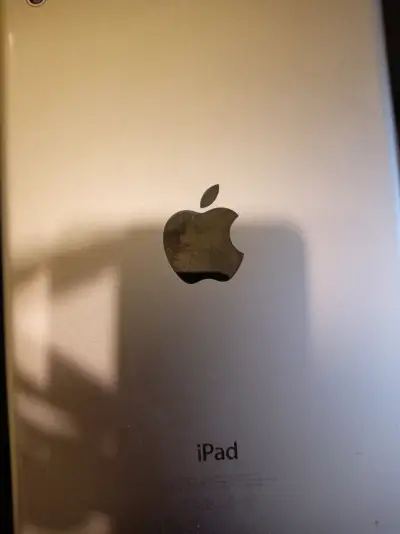Tableta Apple iPad gris - miniatura 2