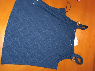 Blusa azul sin mangas - miniatura 3