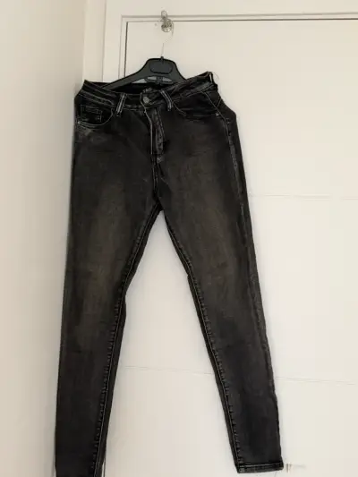 Jeans oscuros unisex - miniatura 1