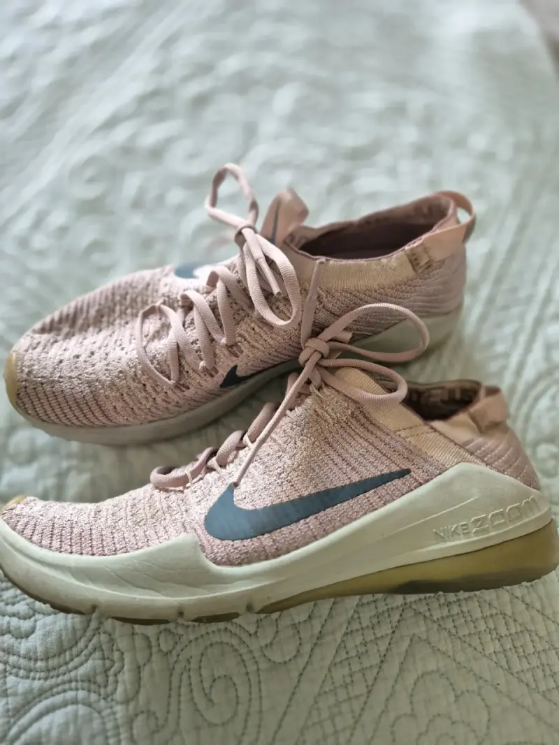 Zapatillas Nike Flyknit Beige - 2
