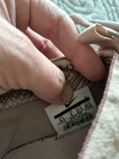 Zapatillas Nike Flyknit Beige - miniatura 3