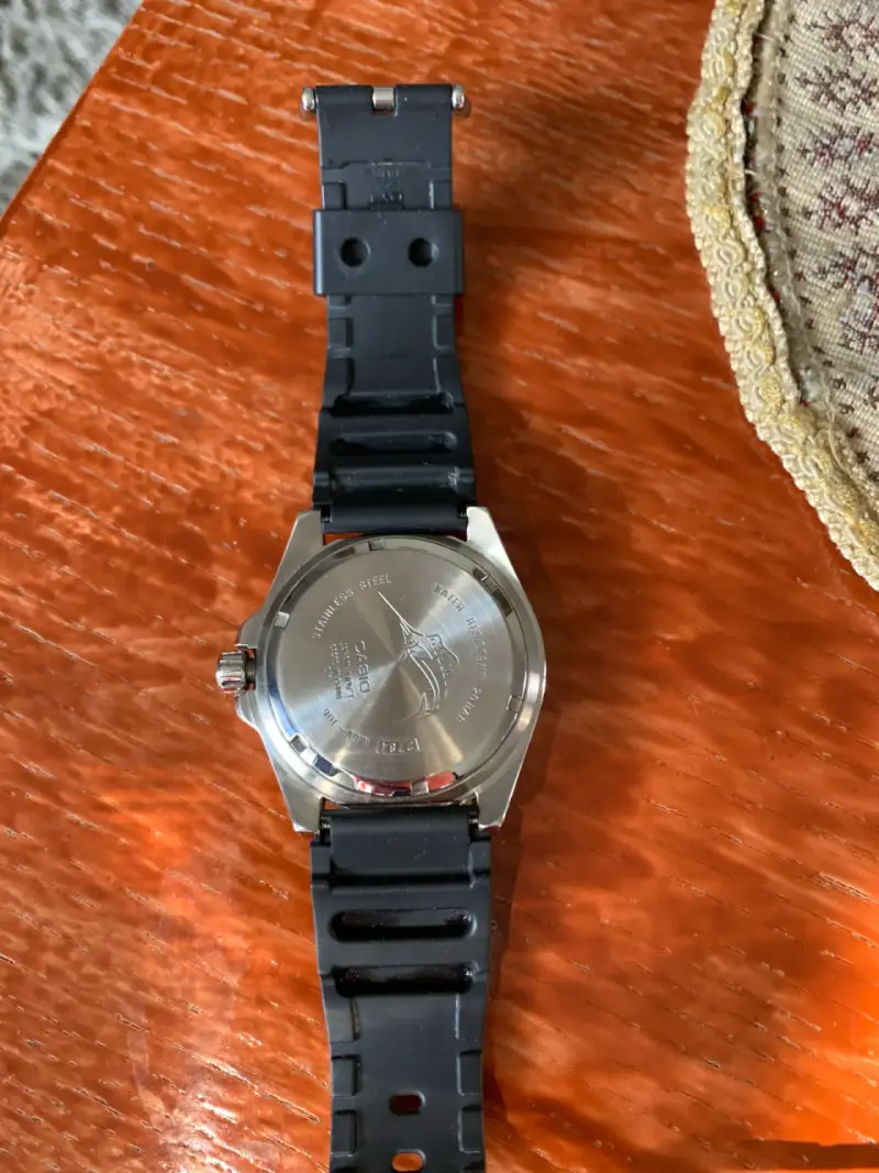 Reloj Casio marlin deportivo negro - 6
