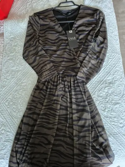 Vestido animal print con etiqueta - miniatura 1