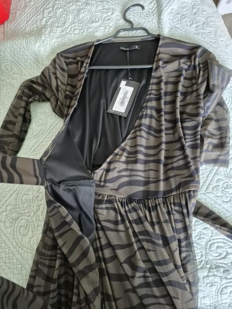 Vestido animal print con etiqueta - 4