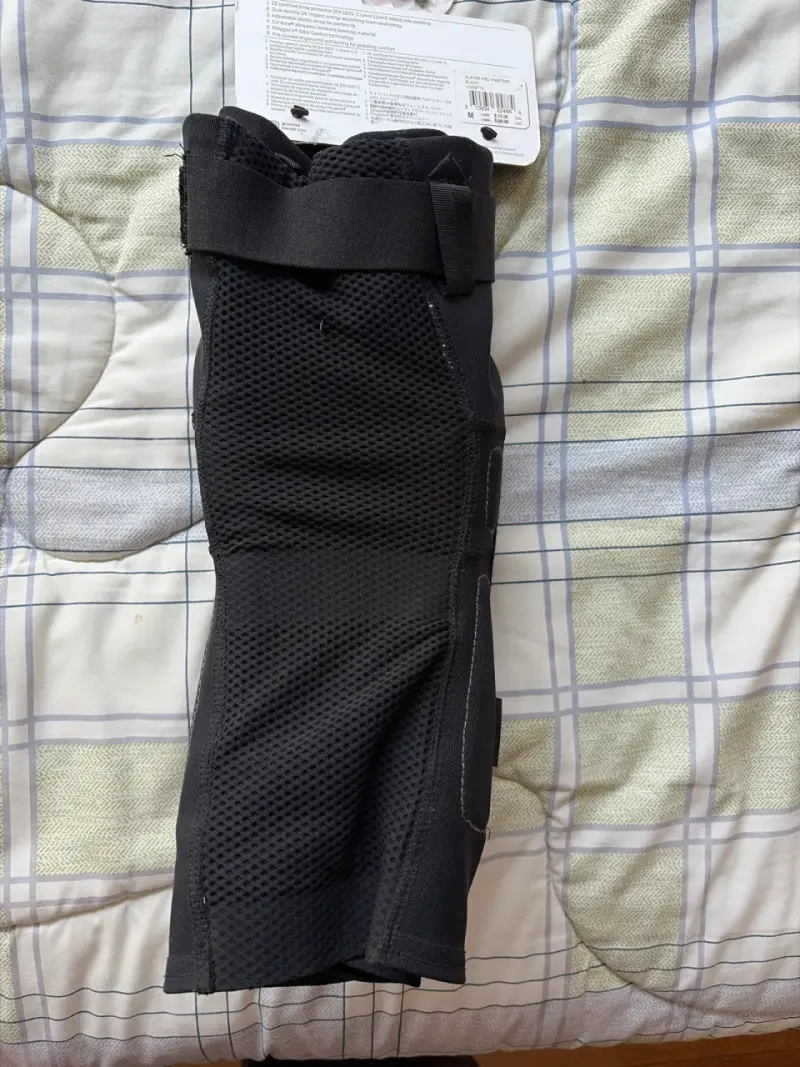 Rodillera Dainese Slayer Pro negra - 3