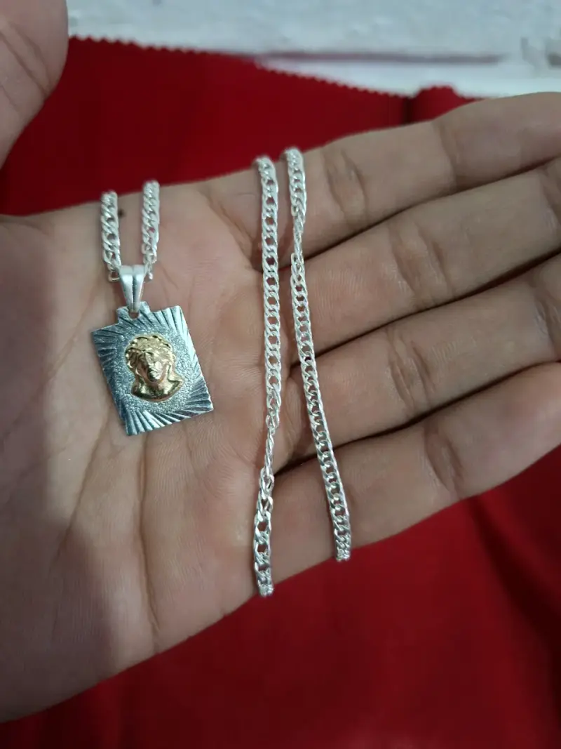 Cadenas de plata 925 con dije 950 y bañado en oro. - 3