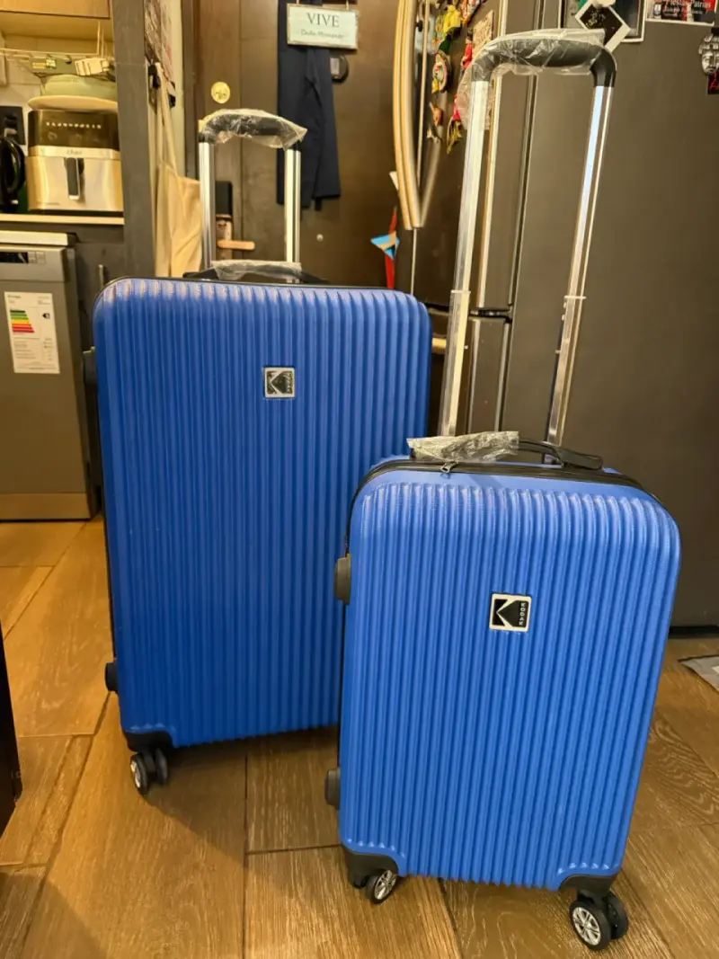 Set de maletas rígidas azules
