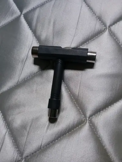 Skate polemic usado + rodamientos nuevos + llave T - miniatura 4