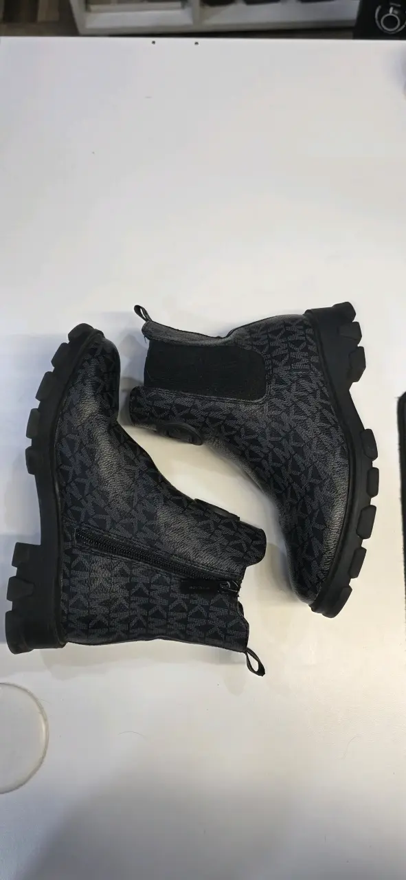 Botines de cuero negros MK - 4