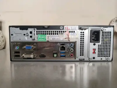 PC de escritorio - miniatura 2