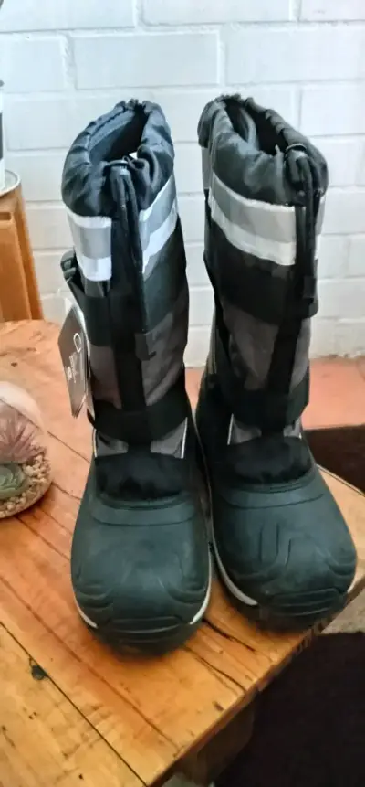 Botas de seguridad para nieve - miniatura 1