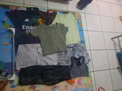 Lote de ropa - miniatura 1