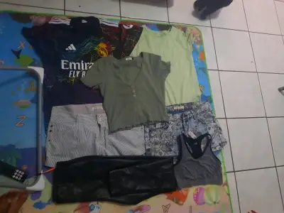 Lote de ropa - miniatura 2