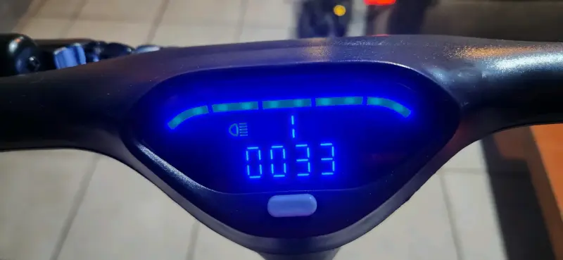 Scooter eléctrico plegable - 4