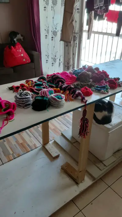 Lote de tejidos a crochet - miniatura 3