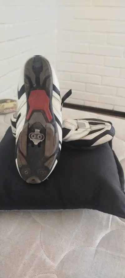 Zapatillas ciclismo blancas Shimano - miniatura 1