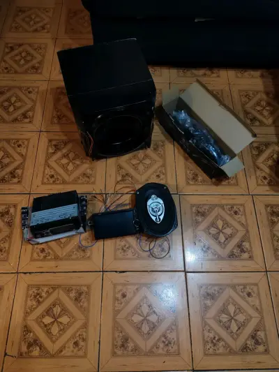 Subwoofer potente de 800W radio con pantalla - miniatura 5