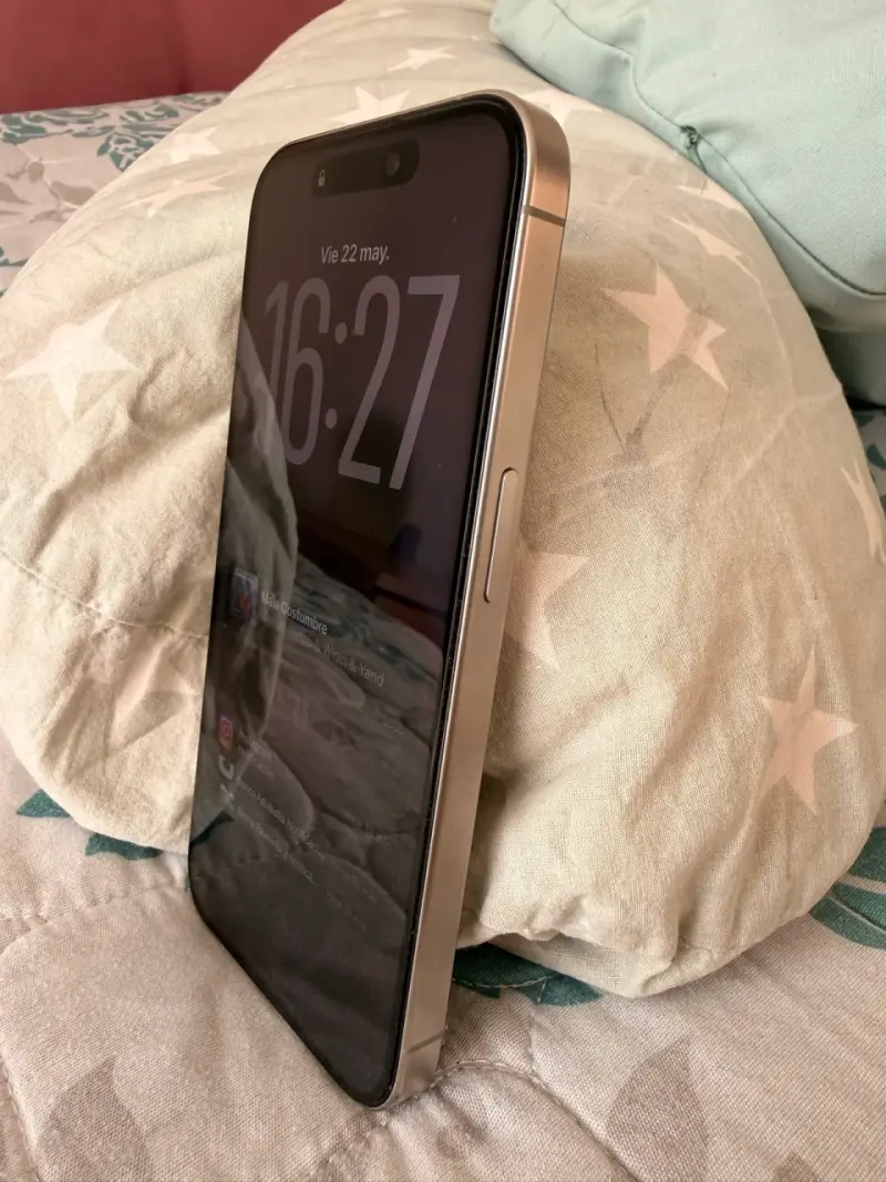 iPhone 15 Pro - 3