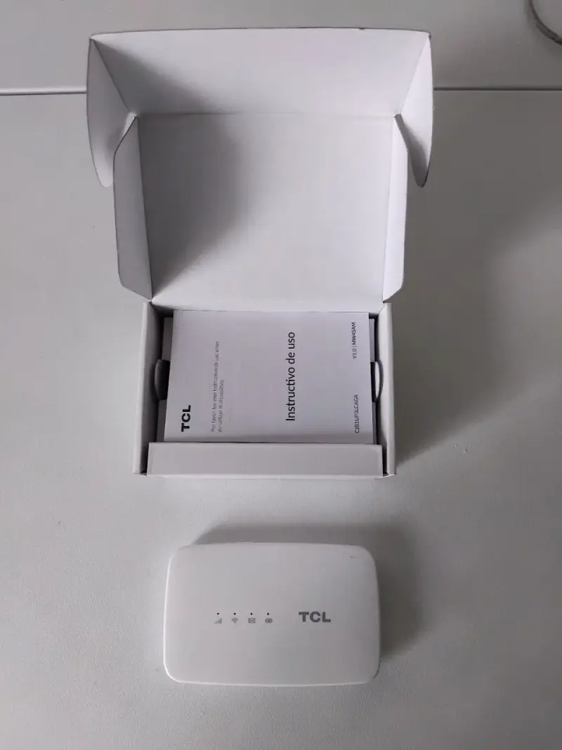 Router TCL en caja - 2