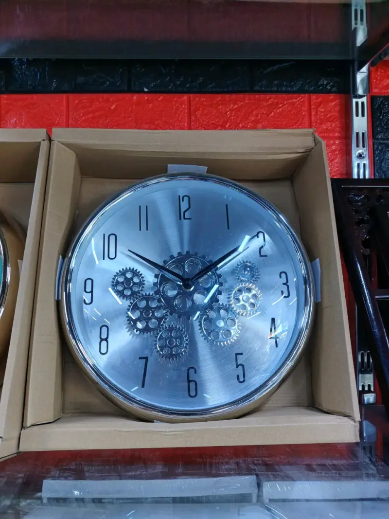 Reloj de pared azul con engranajes - 3