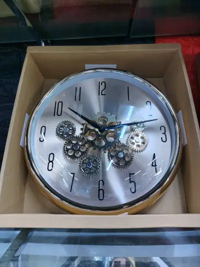 Reloj de pared azul con engranajes - miniatura 5