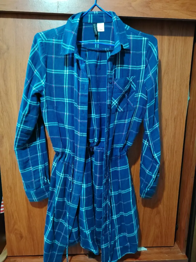 Blusa de cuadros azul H&M - 2