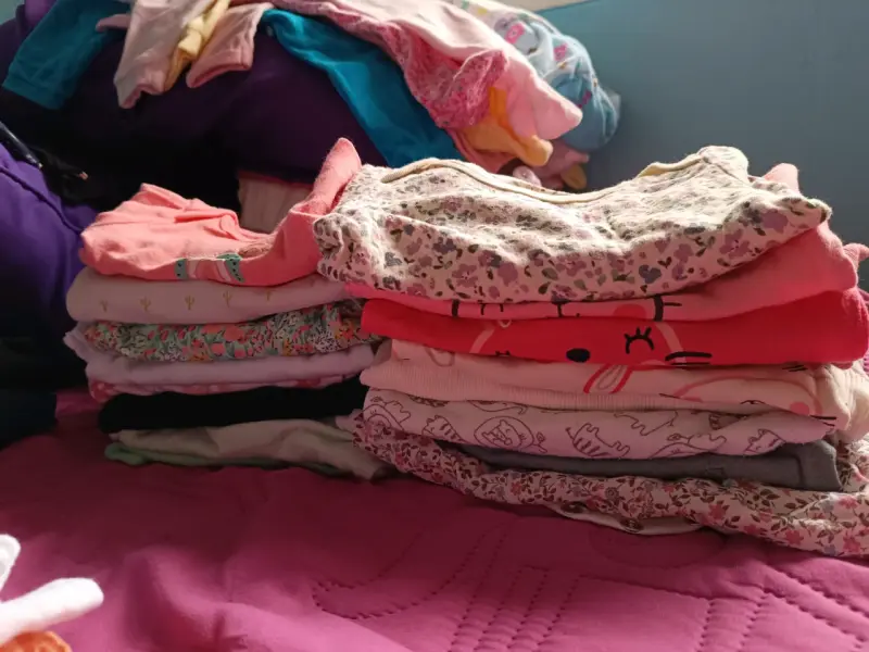 Ropa infantil varios colores