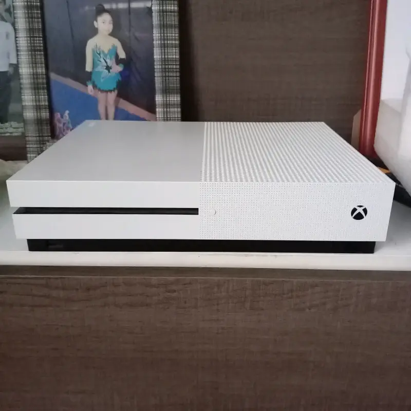 Consola Xbox One S - 2