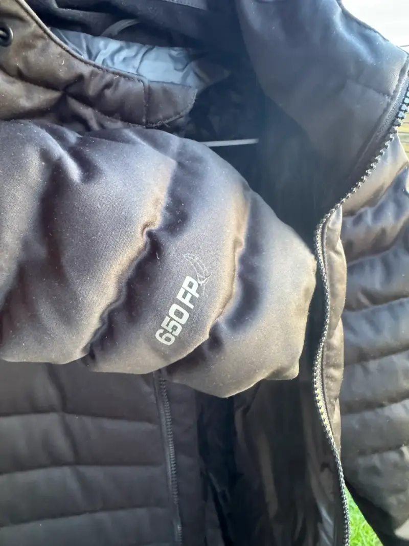 Abrigo Doite impermeable  negro  con capucha - 2