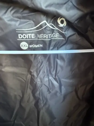 Abrigo Doite impermeable  negro  con capucha - miniatura 3