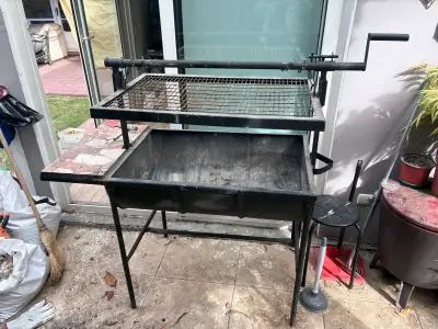 Parrilla de fierro para asados - miniatura 2