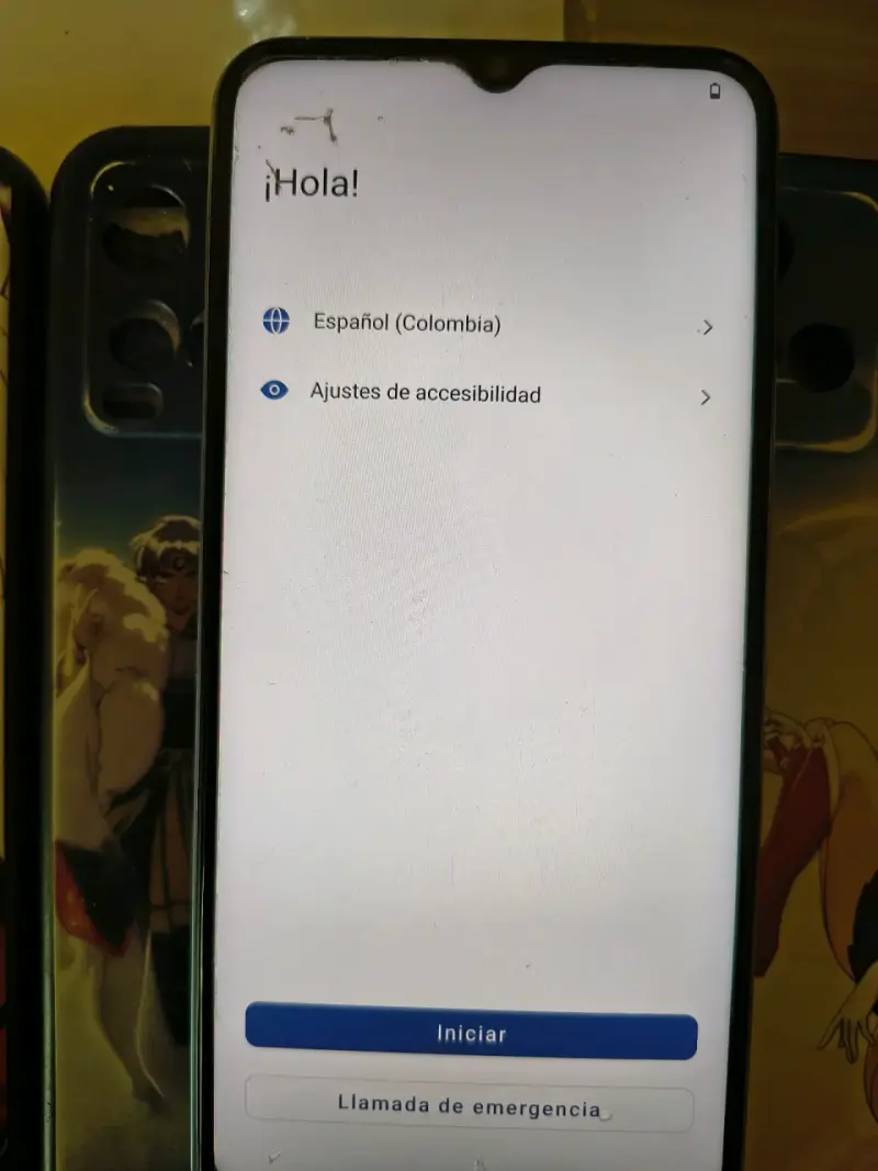 Teléfono móvil usado con funda - 1