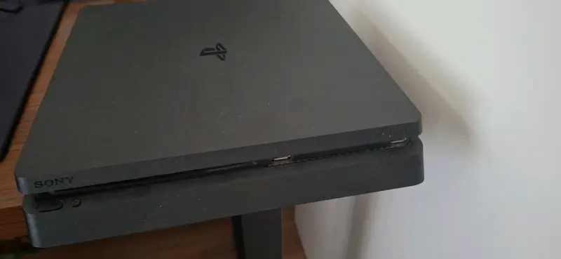 Consola PlayStation 4 Sony negra - 1